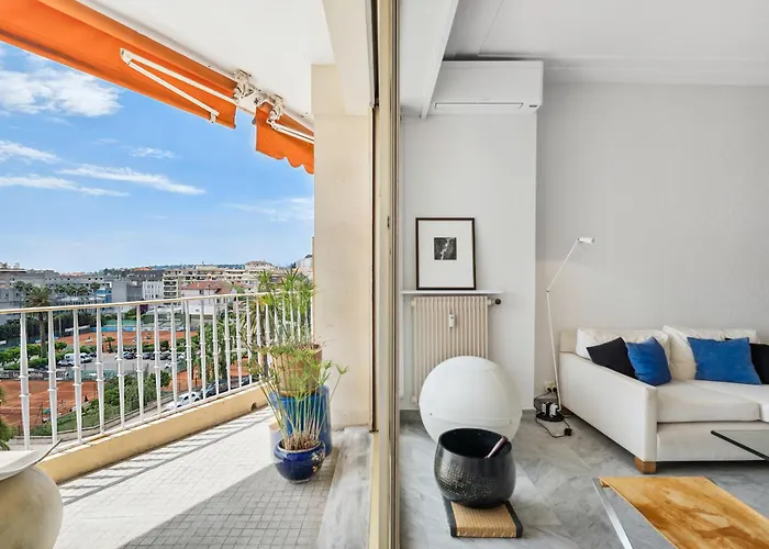 Spacieux 2p Design, Proche Gare, Tennis Et Plages Апартаменты *